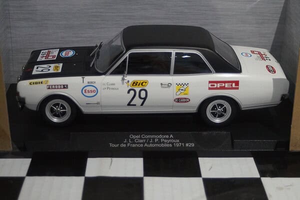 Model car group opel commodore a white t-d-c 1971 ref mcg18562r 1:18th