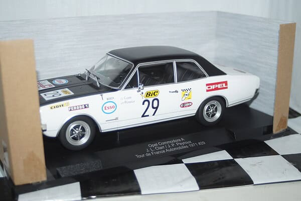 Model car group opel commodore a white t-d-c 1971 ref mcg18562r 1:18th