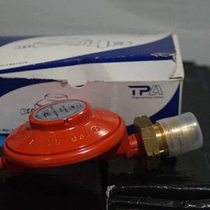 Sgs work shop, car repair tools, 3" cutter, sanding discs, 6" sander, air gauge.