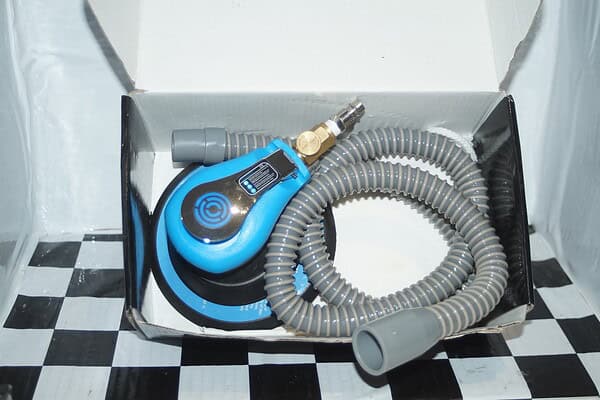 Sgs work shop, car repair tools, 3" cutter, sanding discs, 6" sander, air gauge.