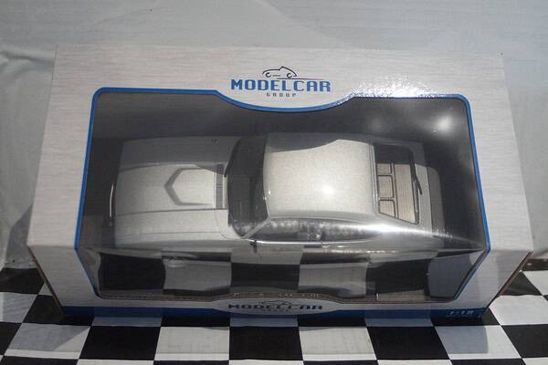 Model car group ford capri s mk3 lhd silver mcg18398 1:18