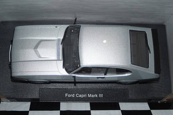 Model car group ford capri s mk3 lhd silver mcg18398 1:18
