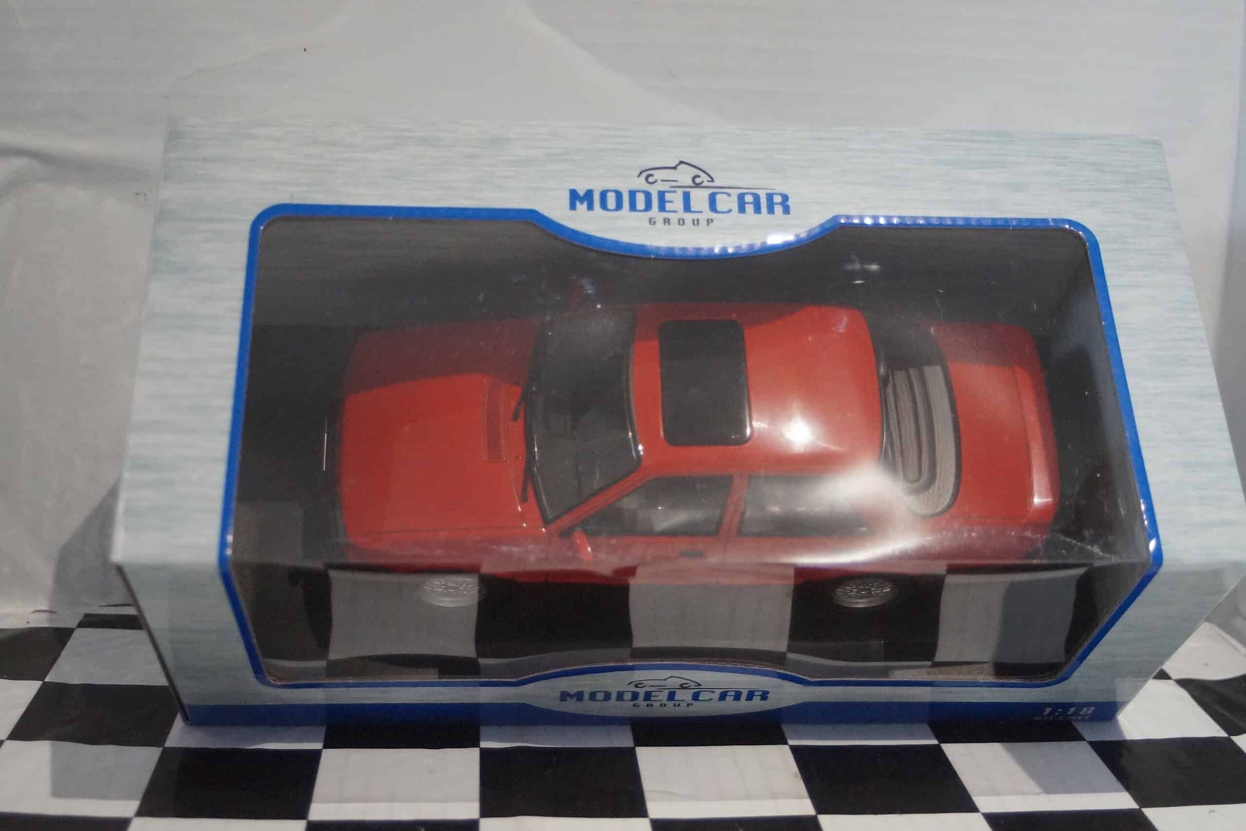 Model car group ford orion mk2 1600 e red 1/18th mcg18488