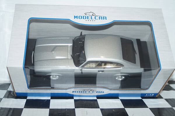 Model car group ford capri s mk3 rhd silver mcg18797 1:18
