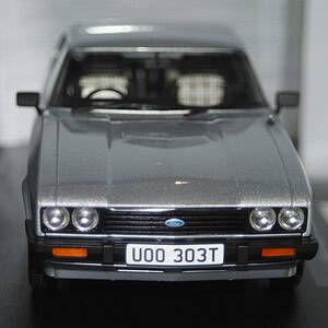 Model car group ford capri s mk3 rhd silver mcg18797 1:18