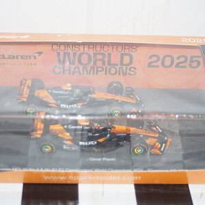 Spark mclaren mcl 39 no.4 & no.81 f1 constructors world champions 2025 norris / piastri 1:43 resin s9590