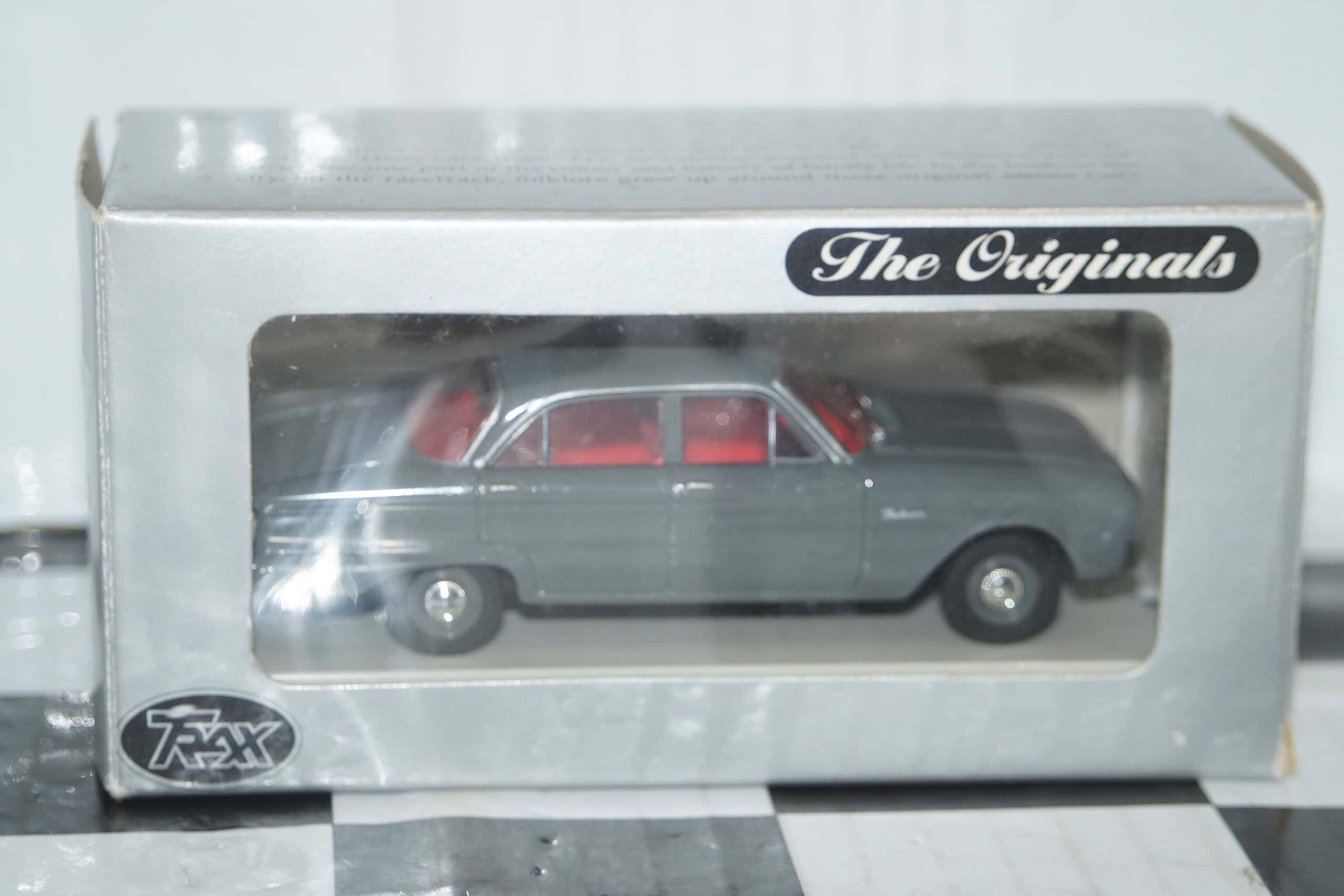 Trax top gear ford falcon xk sedan 1960 grey 40th anniversary tr26e 1:43