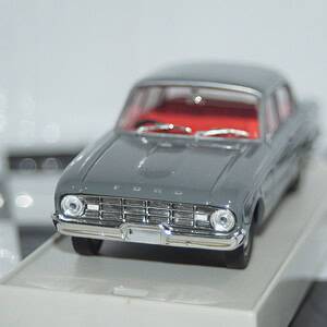 Trax top gear ford falcon xk sedan 1960 grey 40th anniversary tr26e 1:43