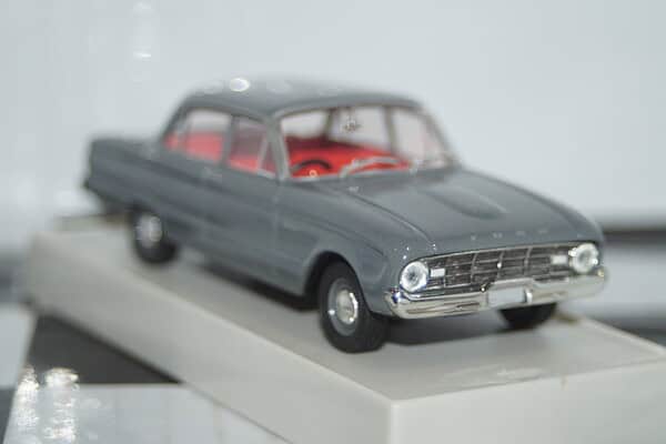 Trax top gear ford falcon xk sedan 1960 grey 40th anniversary tr26e 1:43
