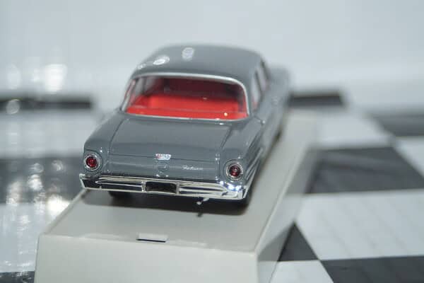 Trax top gear ford falcon xk sedan 1960 grey 40th anniversary tr26e 1:43