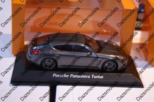MaxichampsPorschePanameraTurboGreyminichampsin: