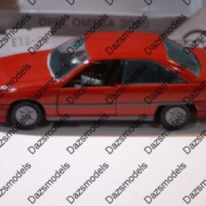 Gama opel omega carlton gsi red 1131 in 1:43 scale